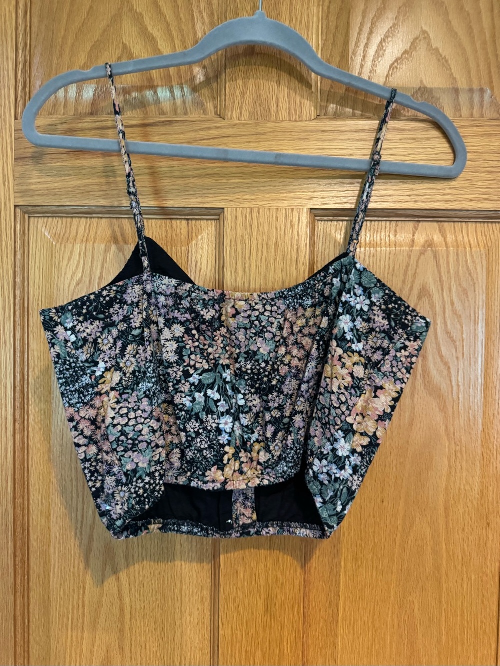 American Eagle Outfitters Black Floral Button-Front Cami - Picture 3 of 5